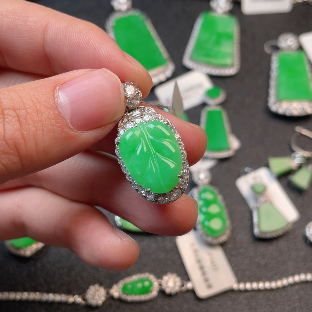 翡翠吊坠(不含链)银S925镶嵌