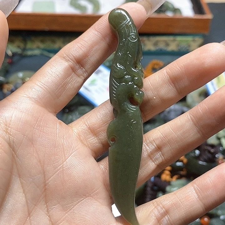 和田玉未镶嵌挂件