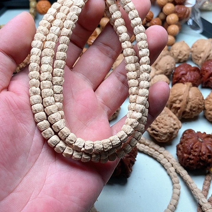 文玩核桃把件百香籽