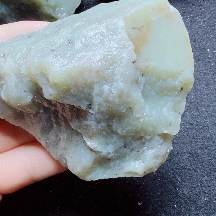 未镶嵌和田玉（糖玉）珠宝半成品