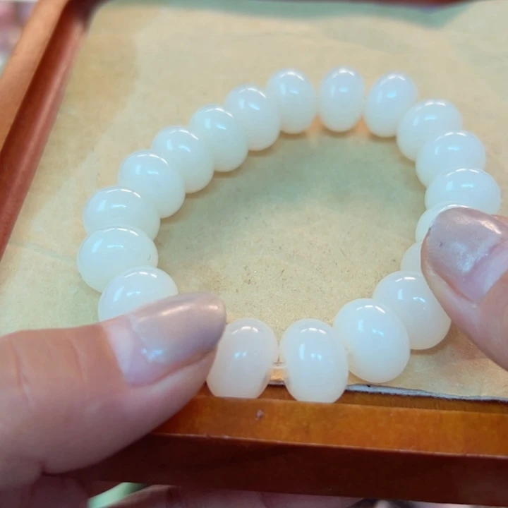 石英岩玉手镯合金