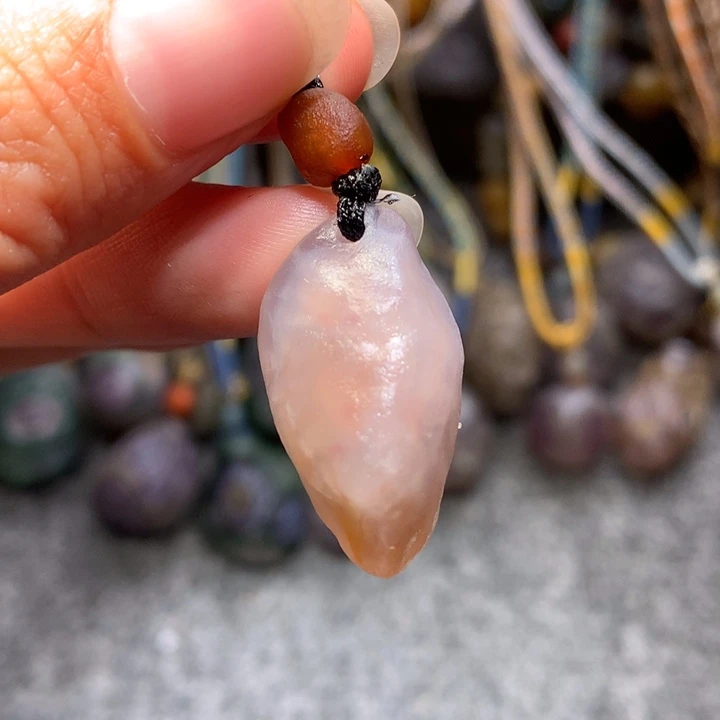 玛瑙/玉髓未镶嵌珠宝半成品