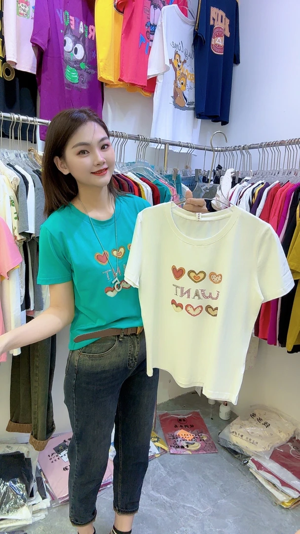 333夏季印花修身爱心时尚上衣