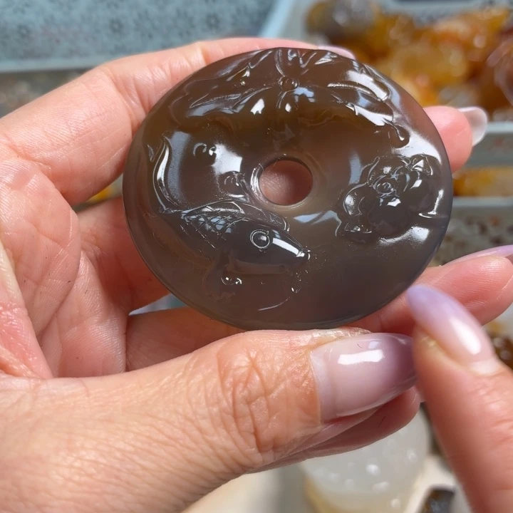 玛瑙/玉髓未镶嵌吊坠(不含链)