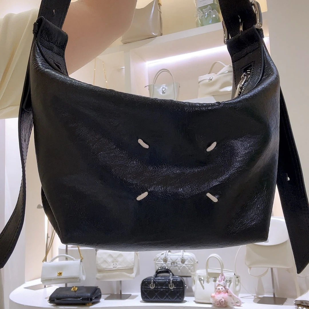 牛皮（革）2025新款休闲饺子包