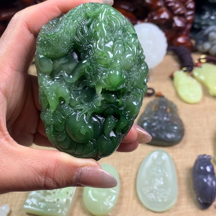 和田玉挂件未镶嵌