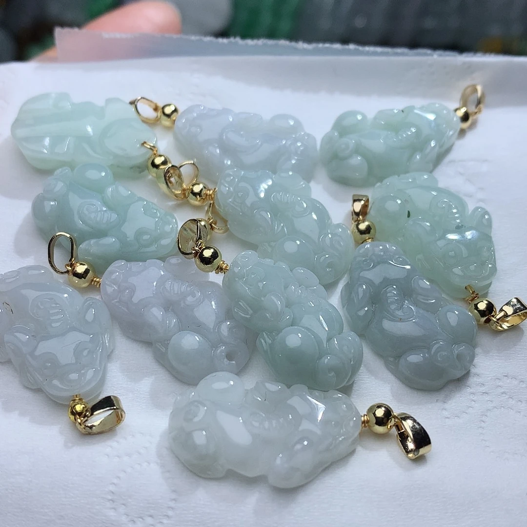 翡翠未镶嵌颈饰，多样性发其一！