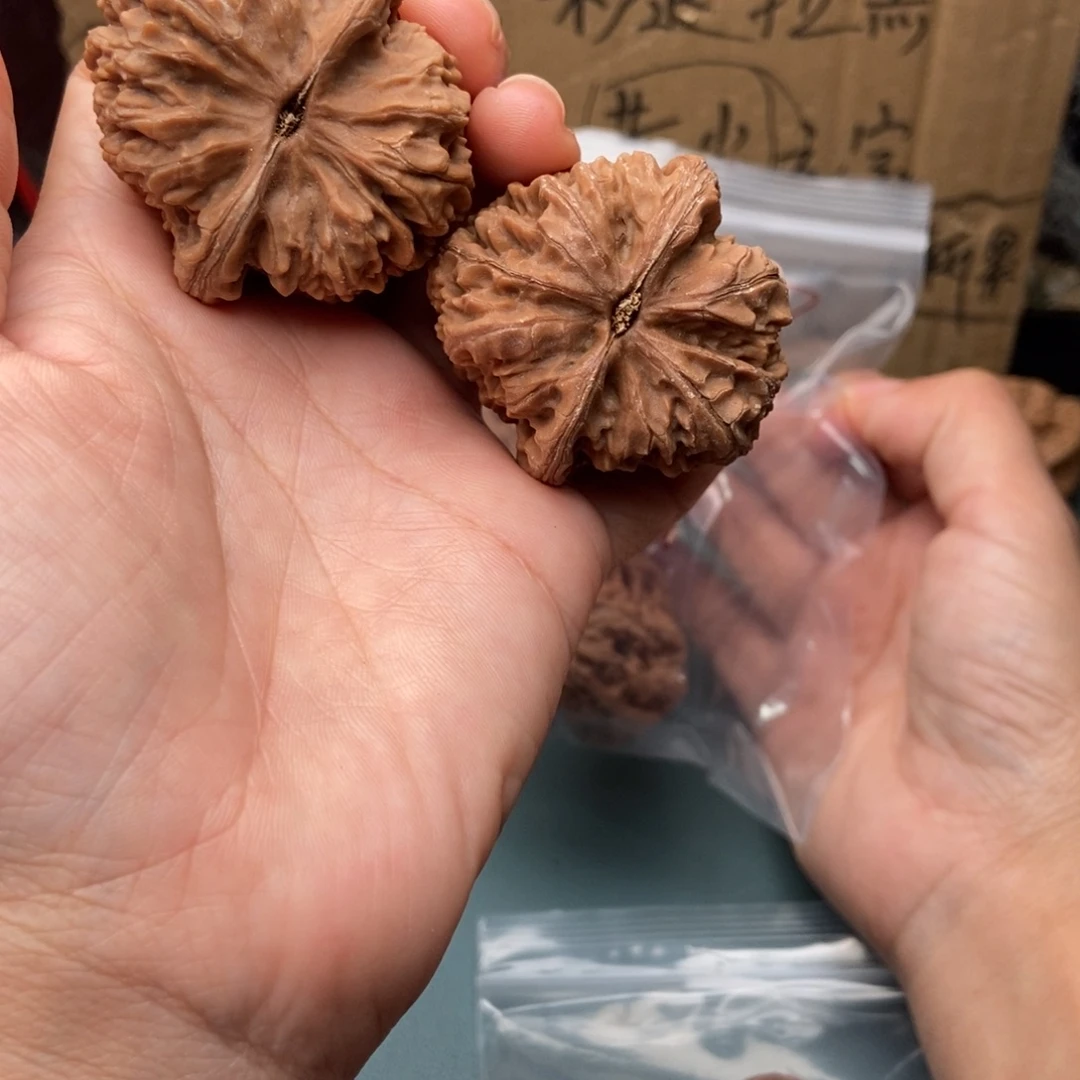 直***孤文玩核桃吊坠千佛山43