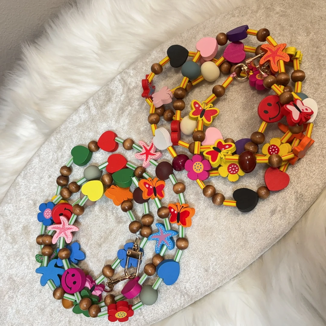 设计款彩色笑脸多元素挂绳G286