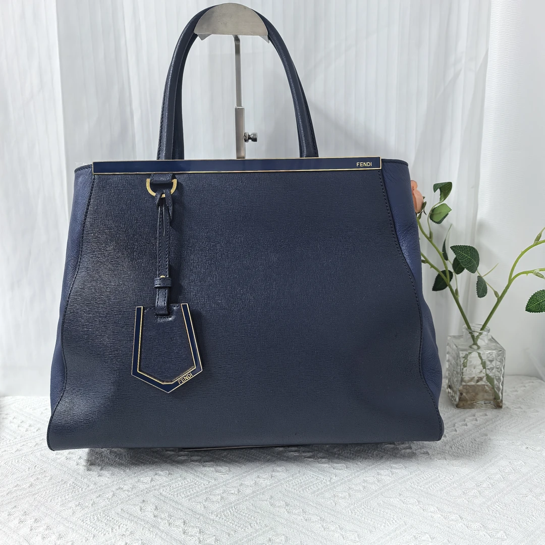 95新 FENDI/芬迪 芬迪时尚女士斜挎包 918 8505