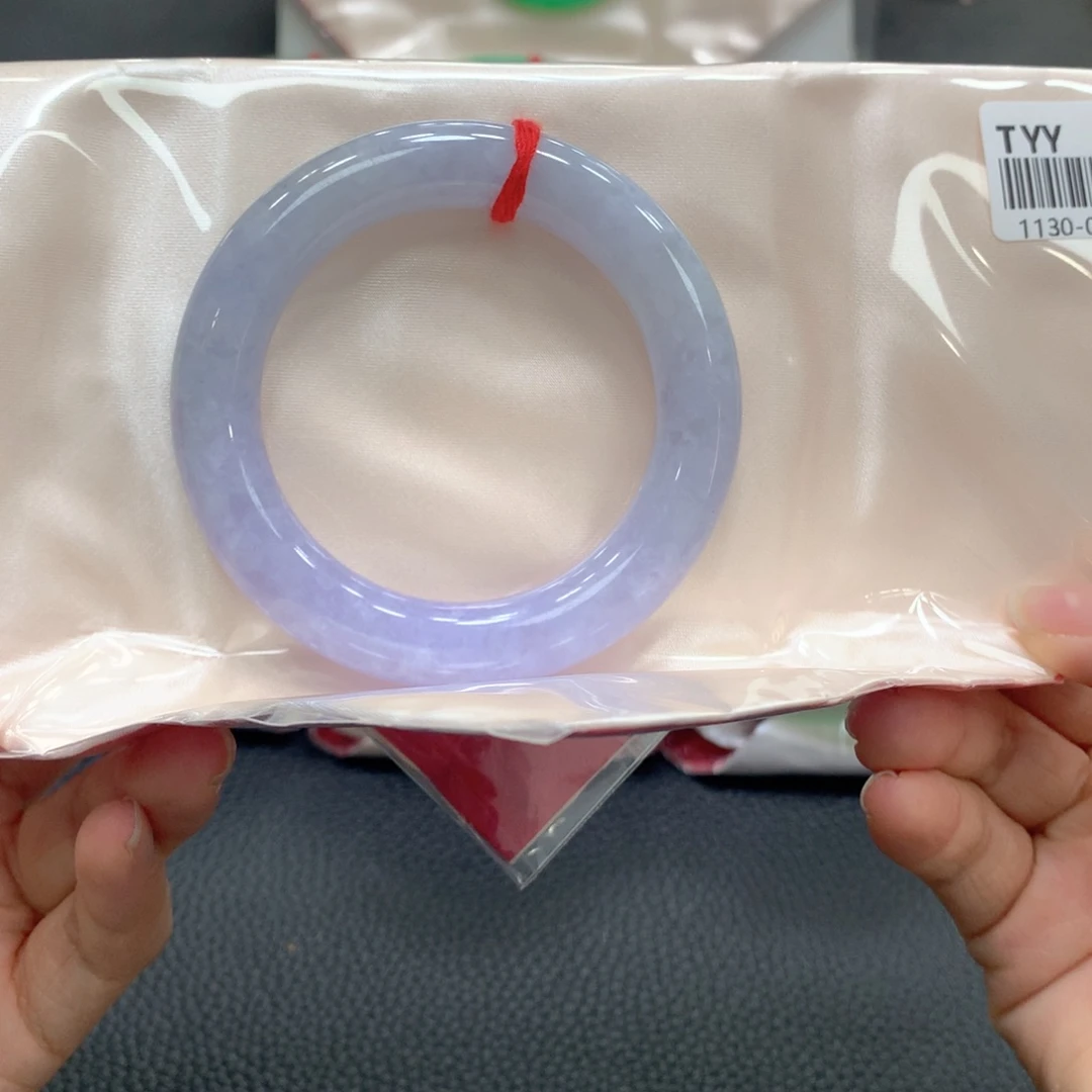 是****翡翠未镶嵌手镯翡翠