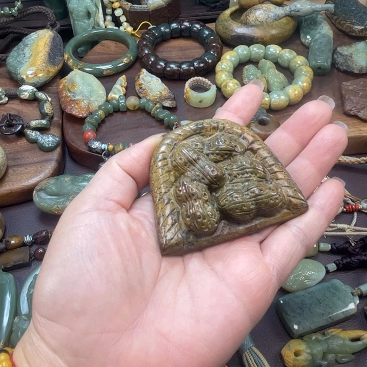 岫岩河磨玉（透闪石质玉）未镶嵌珠宝半成品