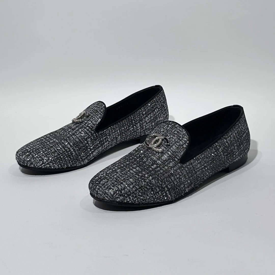 95新 Chanel/香奈儿 37码黑银时尚乐福鞋平底/ML01662