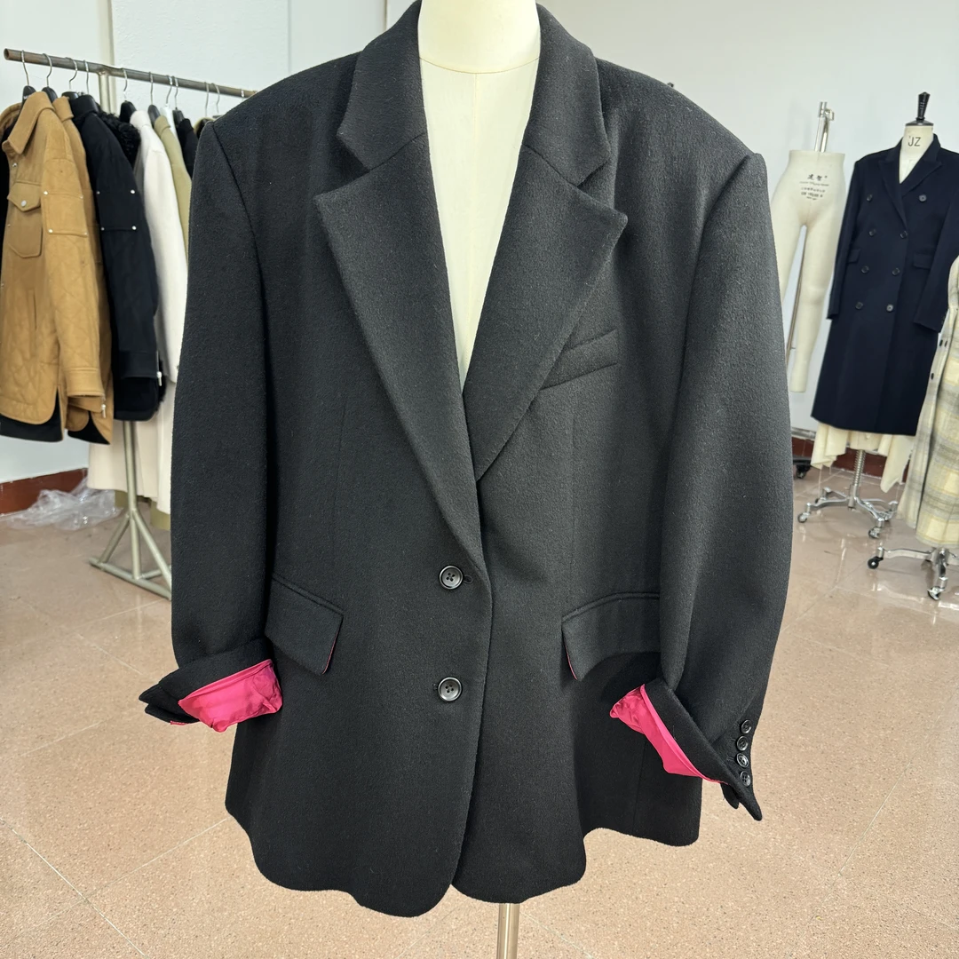 闪闪Q家oversize男友风扩版垫肩双开门羊毛西装外套撞色黑拼玫红