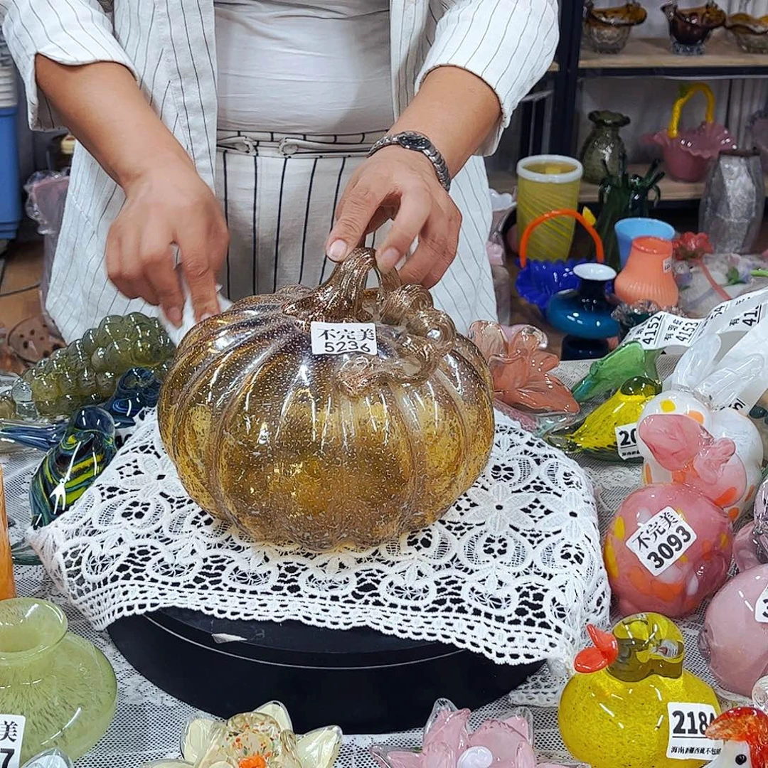 5236 家悦琉璃工艺品不完美