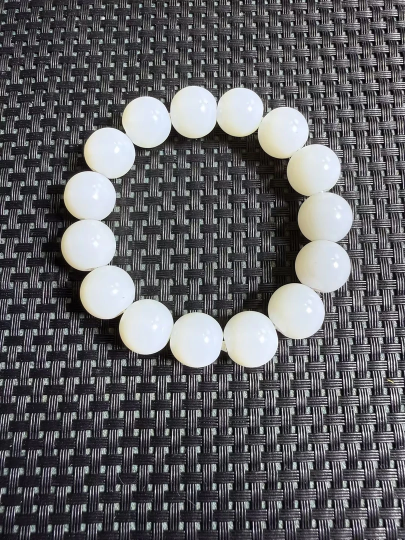 一级白圆珠卡14手串 W3554
