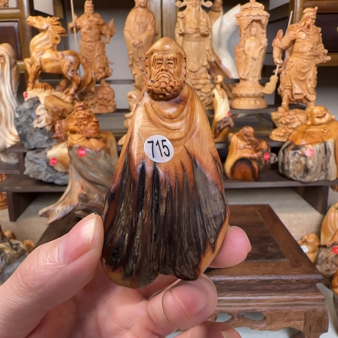 崖柏小木匠艺雕一物一拍