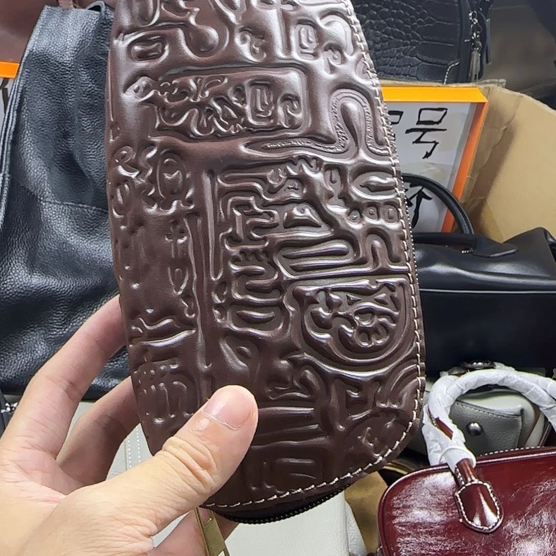 黄牛皮（革）水牛皮（革）头层牛皮山羊皮（革）