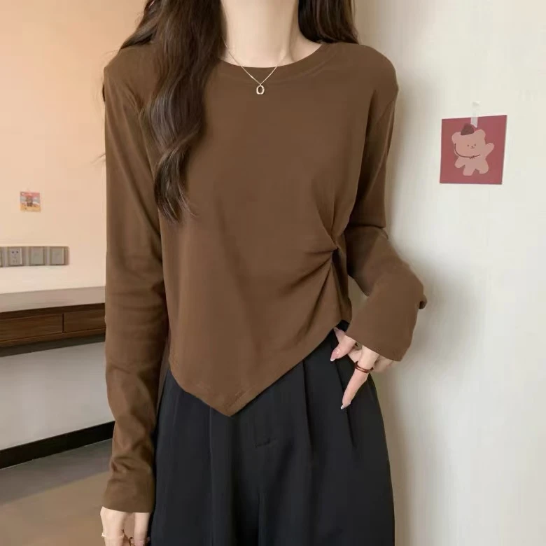 百搭咖色长袖t恤女秋季新款大码胖mm打底衫宽松遮肚子不规则上衣