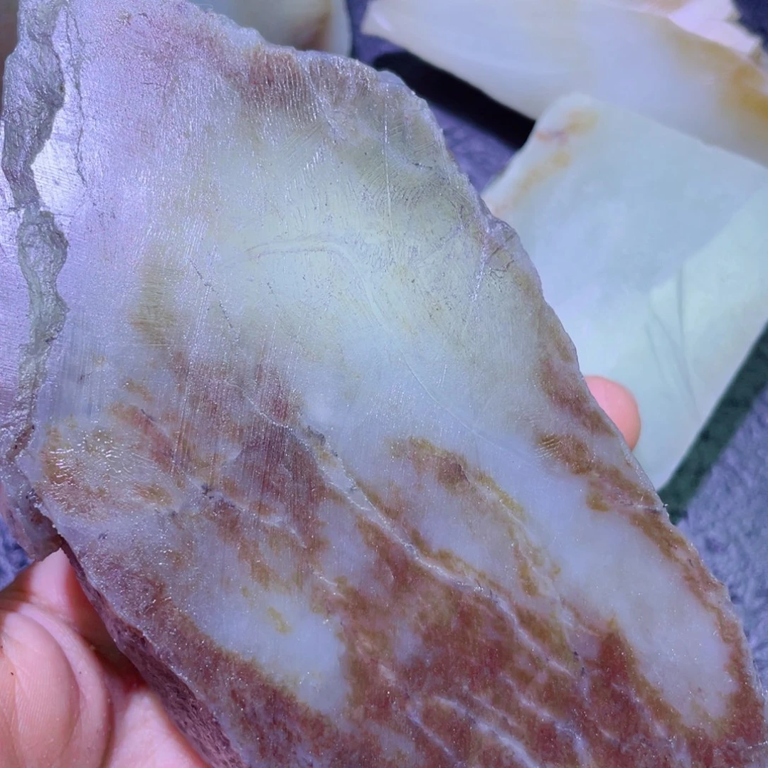 和田玉未镶嵌珠宝半成品