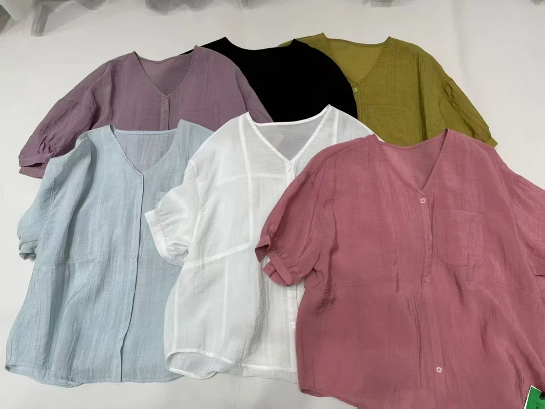 时尚休闲女装上衣，