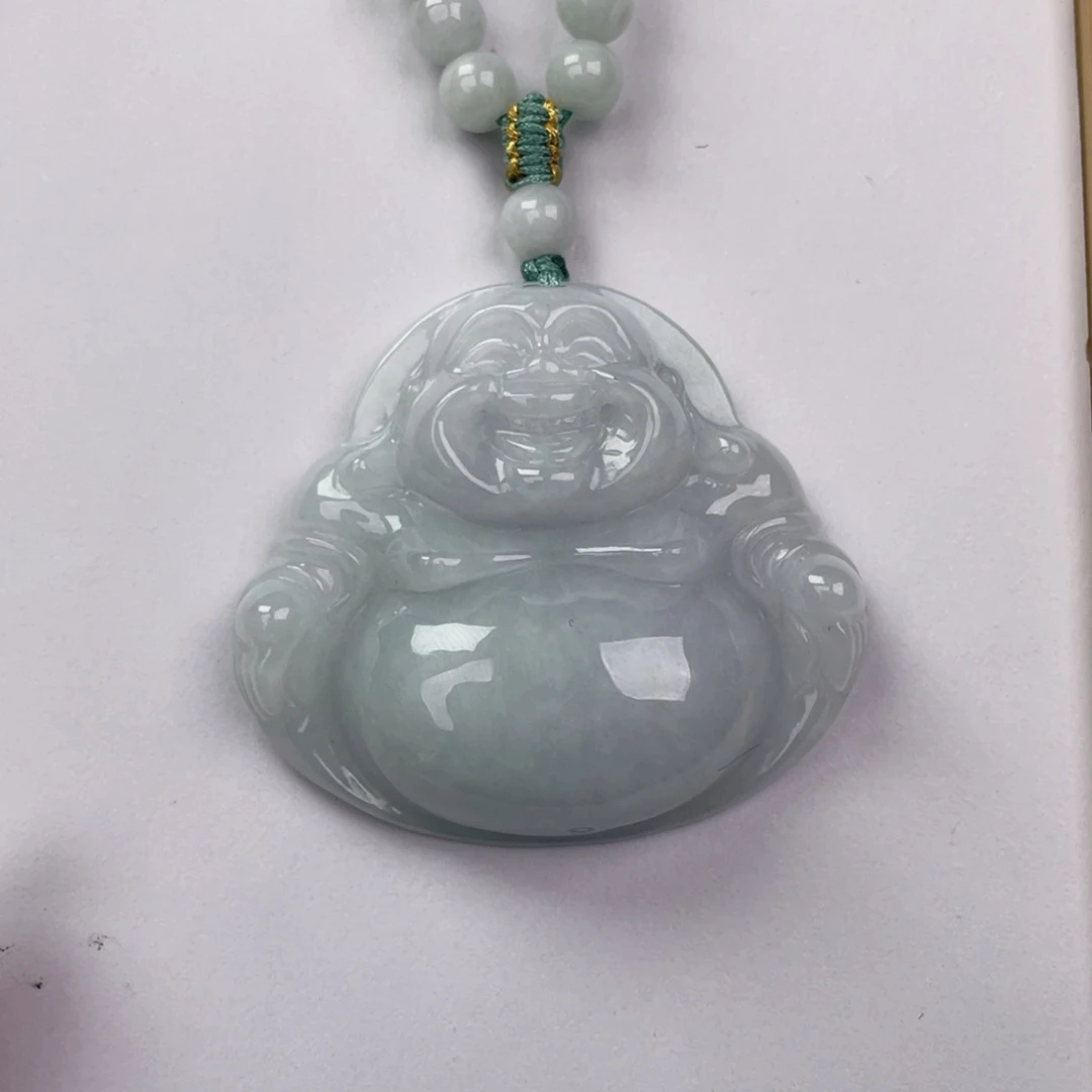 翡翠未镶嵌颈饰佛公