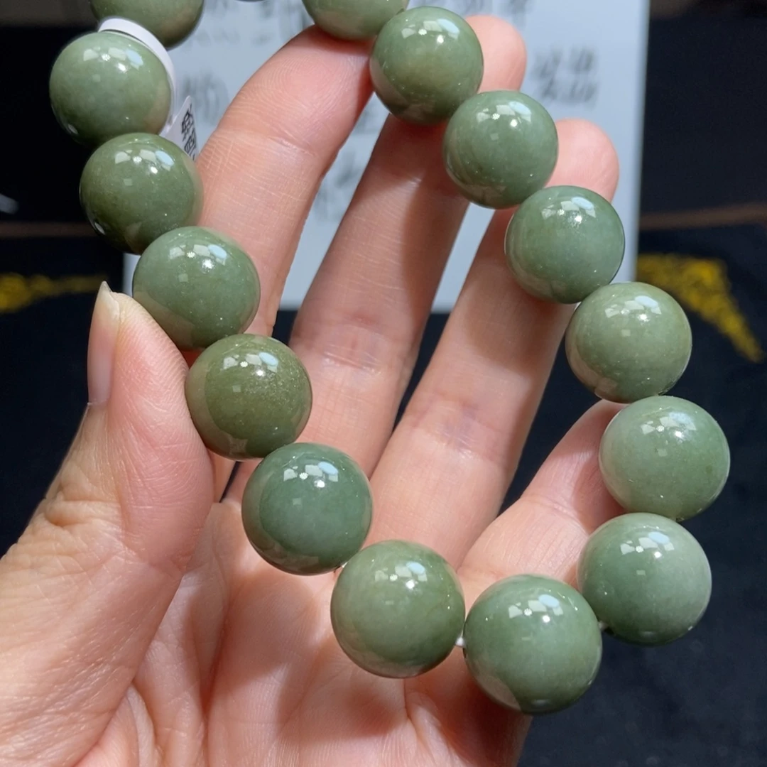 翡翠未镶嵌手链翡翠