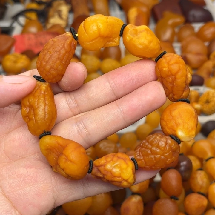 琥珀未镶嵌裸石天然蜜蜡手串