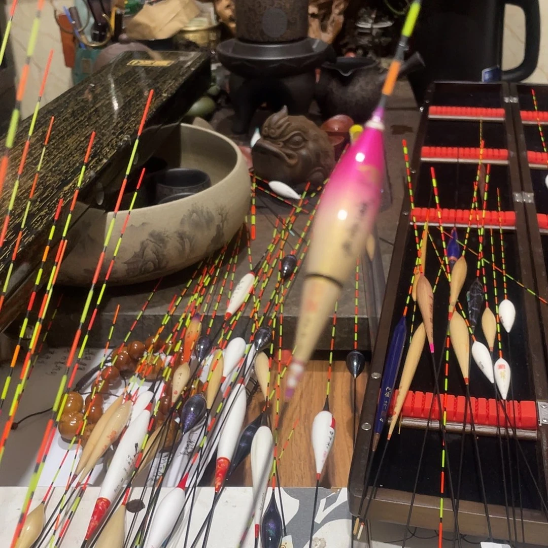 范***-茅草黄金眼夜光漂8888