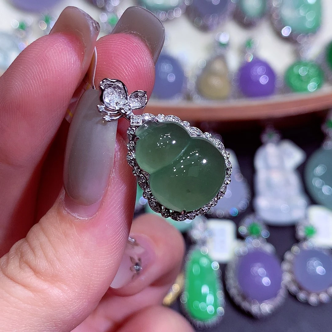 翡翠18K金镶嵌吊坠(不含链)