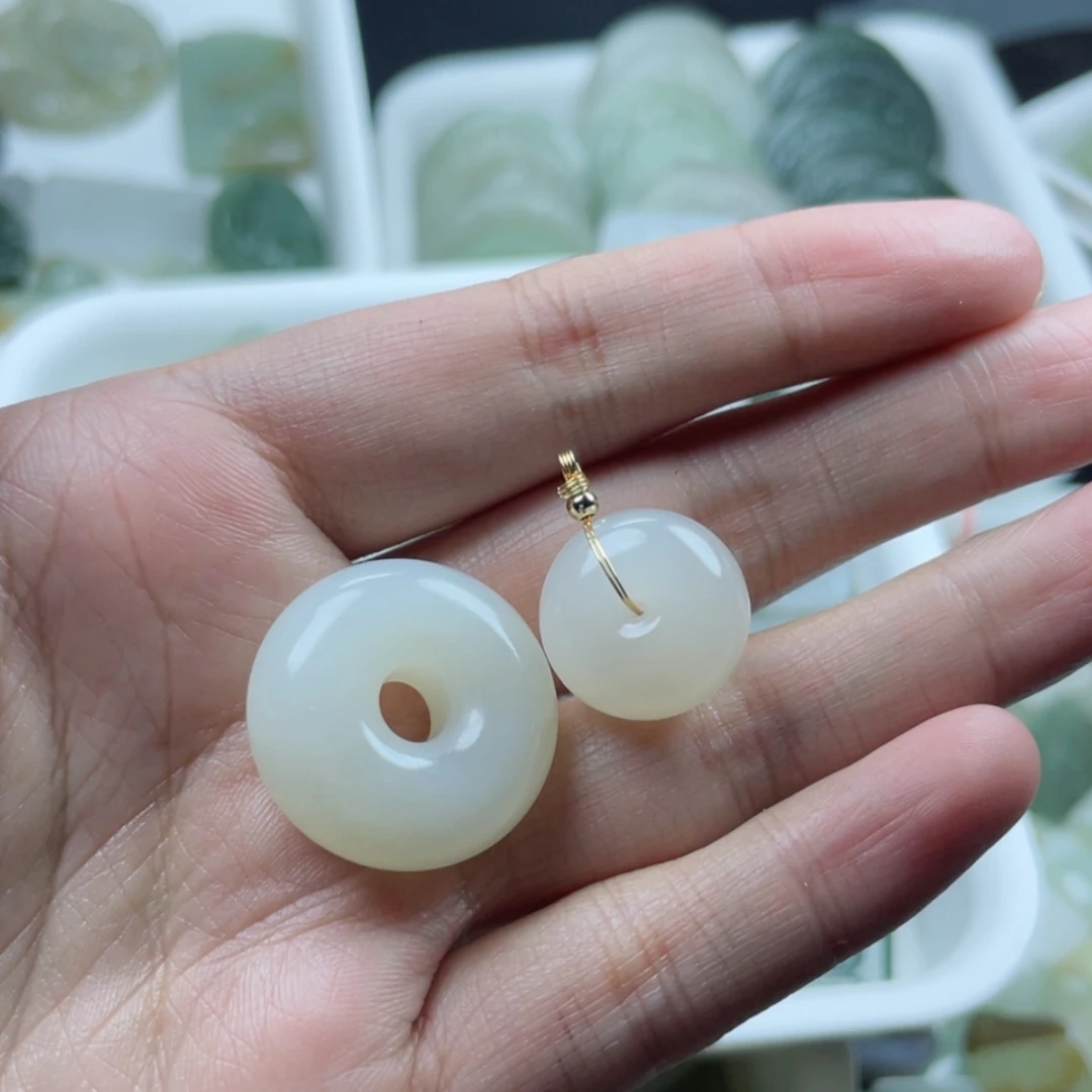 【闪购商品】和田玉颈饰未镶嵌明*。