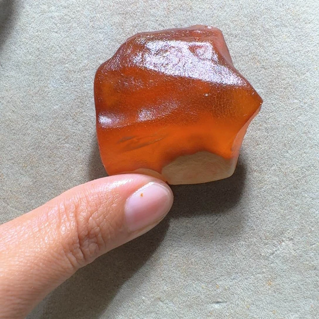 未镶嵌定制琥珀定制