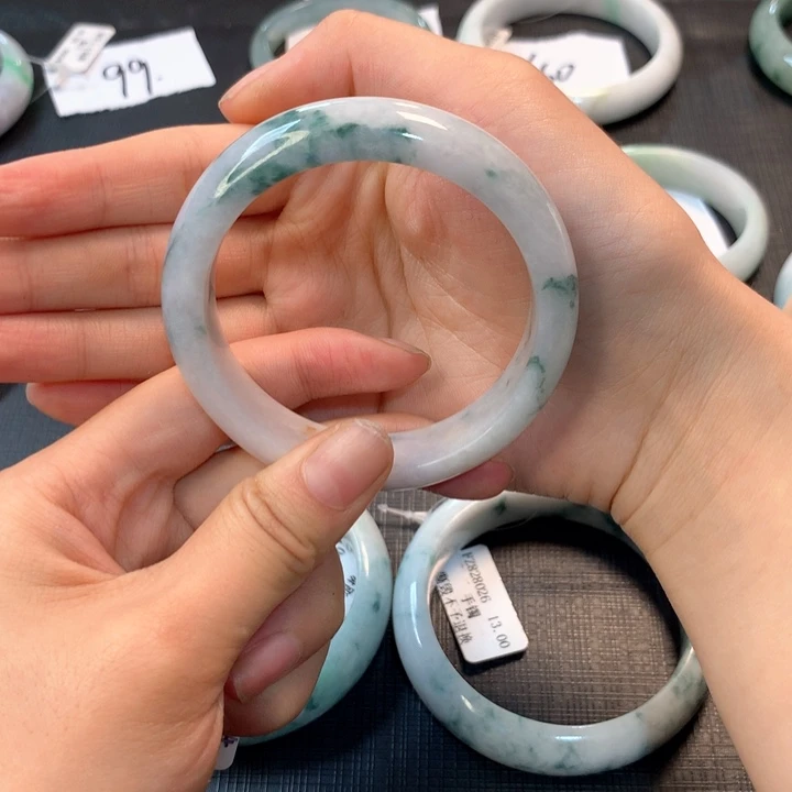 未镶嵌手镯翡翠H****,天然缅甸翡翠