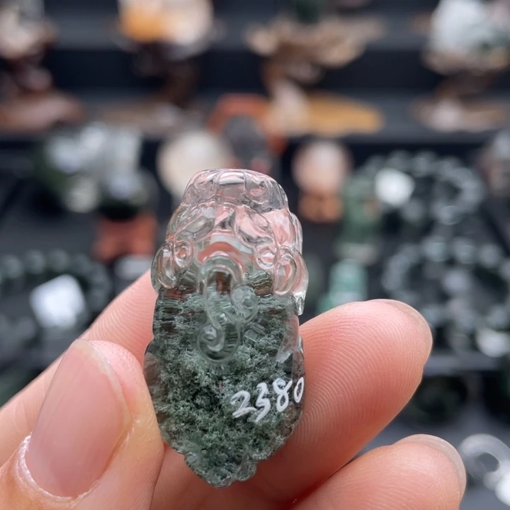 颈饰未镶嵌水晶绿幽灵貔貅