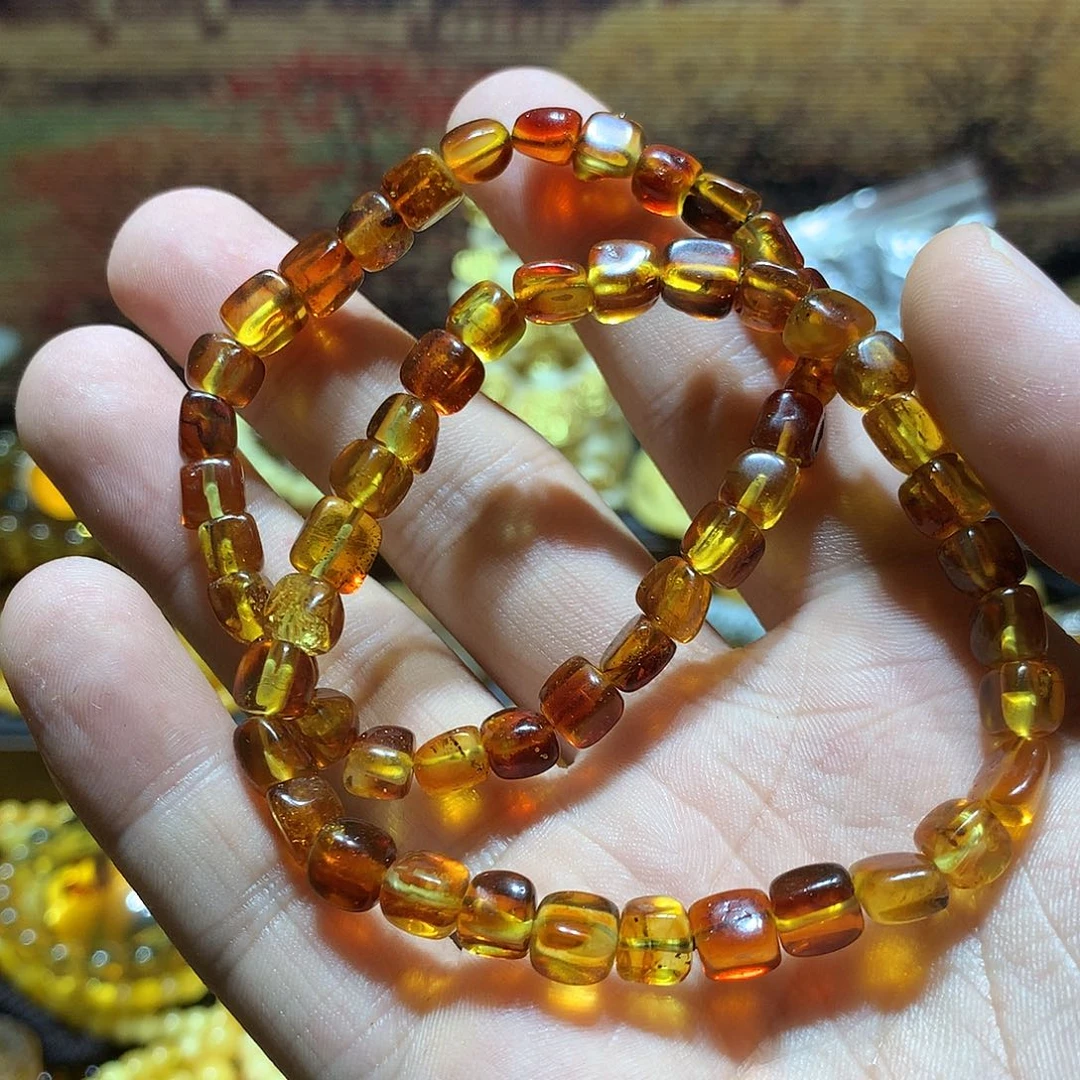 琥珀未镶嵌珠宝奇石多样性发其一