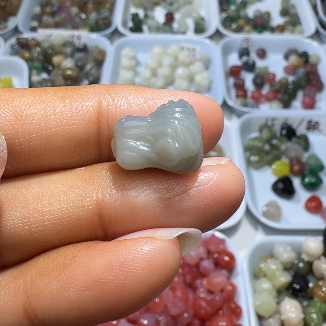 和田玉未镶嵌珠宝奇石