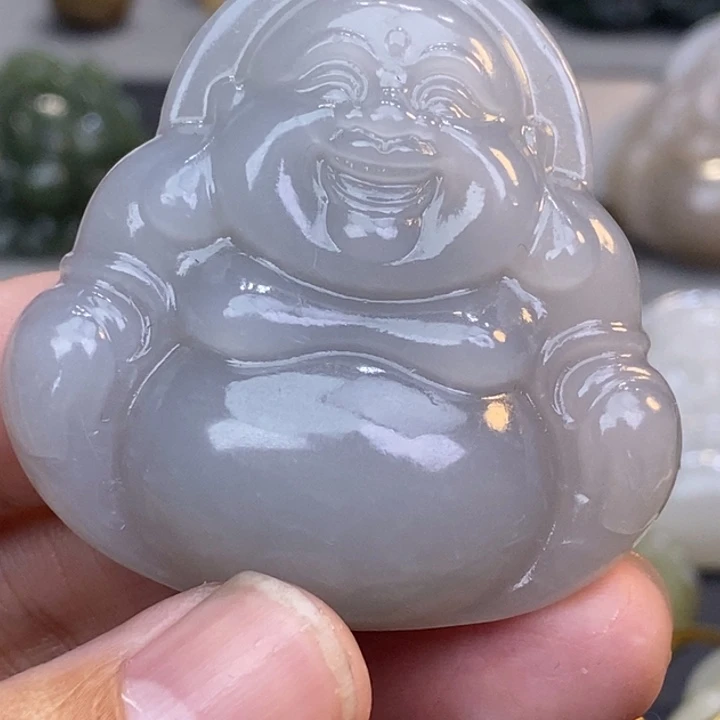 幸***乐和田玉未镶嵌颈饰