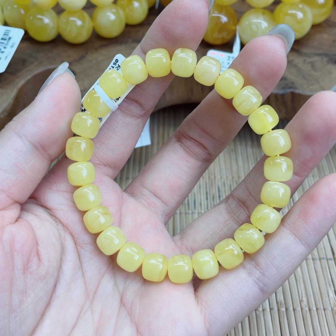 未镶嵌蜜蜡裸石蜜蜡