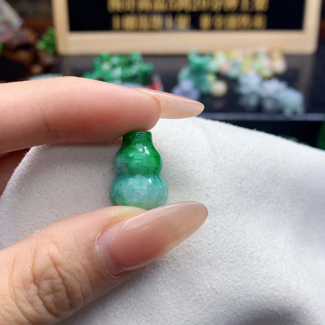 散珠翡翠天然缅甸翡翠A货