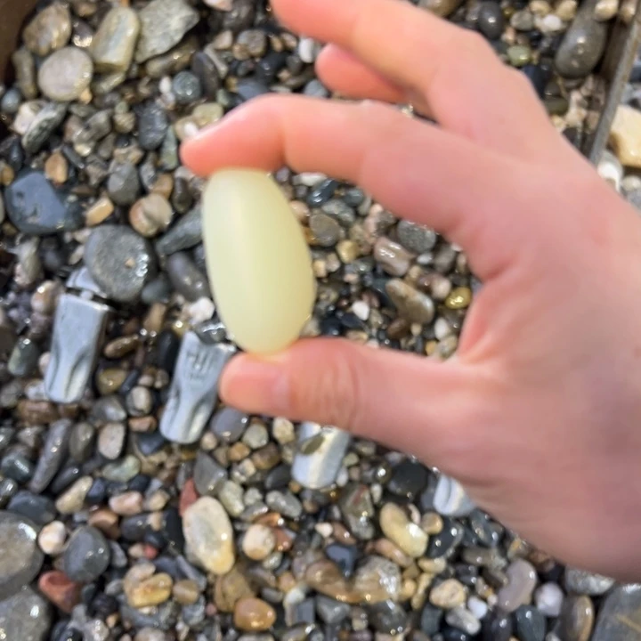 石英岩玉未镶嵌车挂