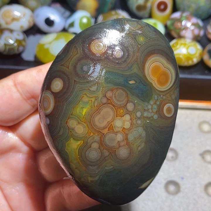 未镶嵌玛瑙/玉髓珠宝半成品34