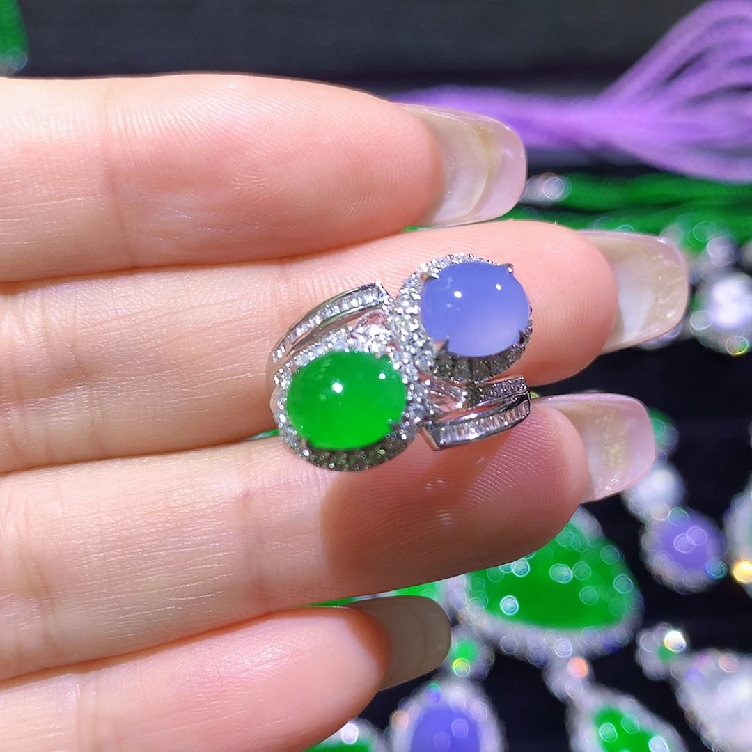 翡翠18K金镶嵌戒指高冰满绿