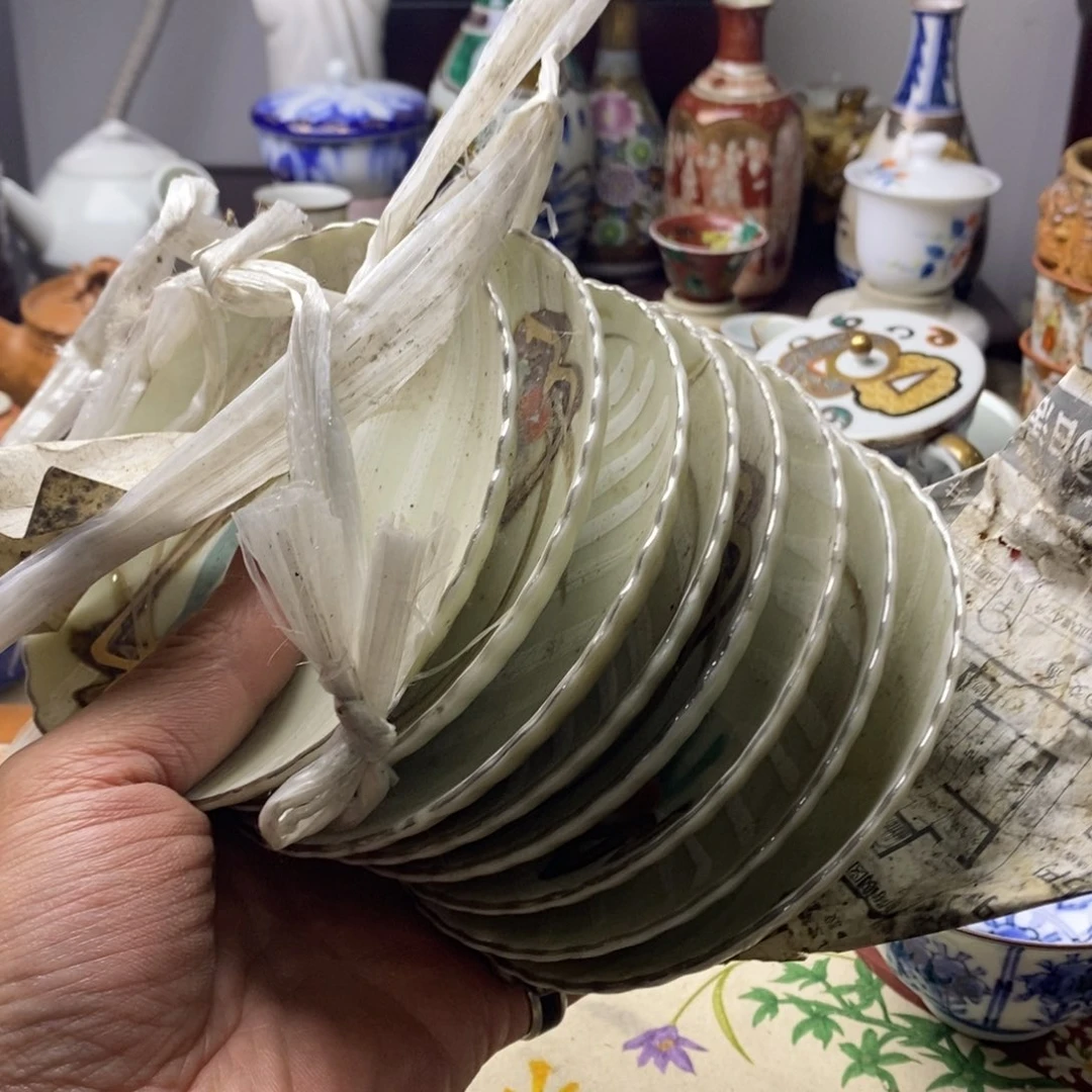 瓷片在干嘛的我也睡啦一下午