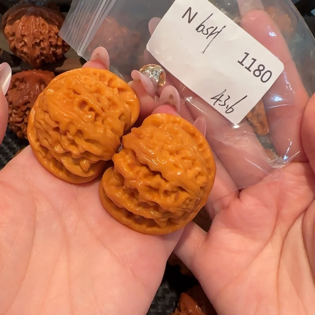 厚***下吊坠文玩核桃白狮子43精品1180