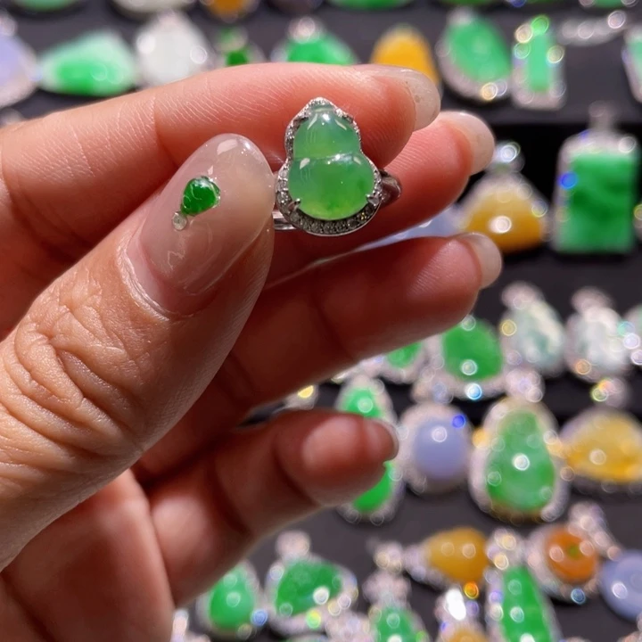 翡翠银S925镶嵌颈饰