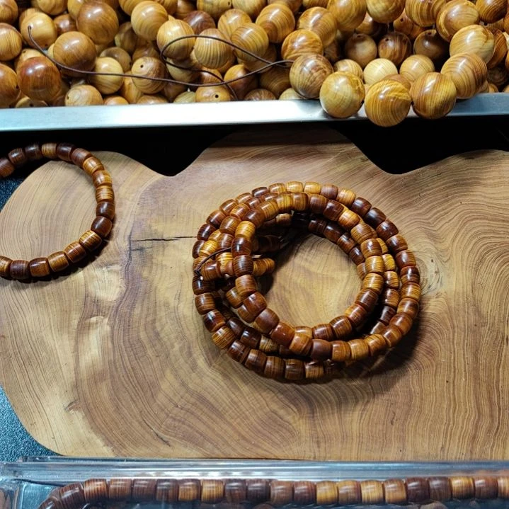 L*太行崖柏手工艺品