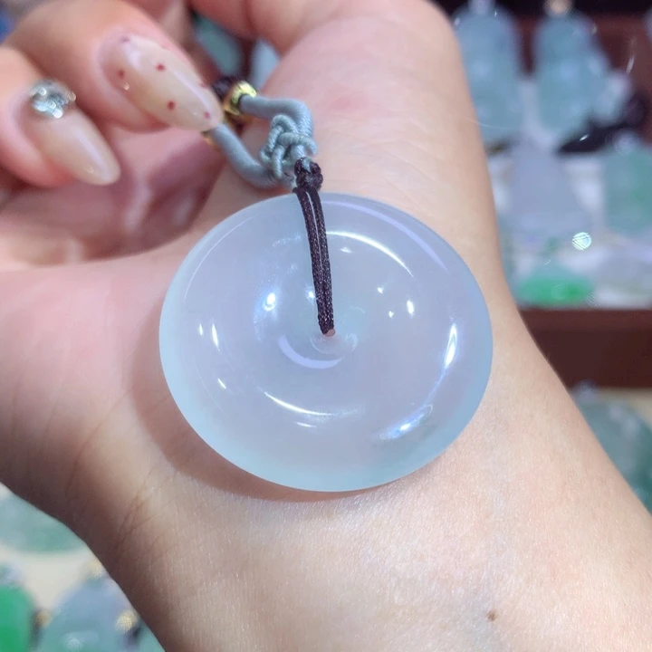 翡翠未镶嵌吊坠(不含链)平安扣