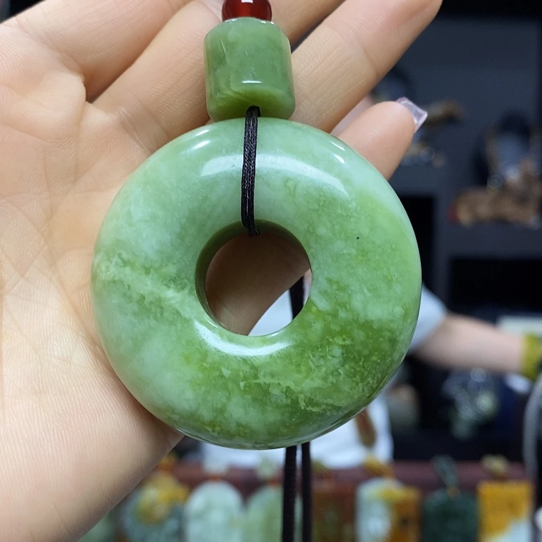 岫玉未镶嵌挂件挂件