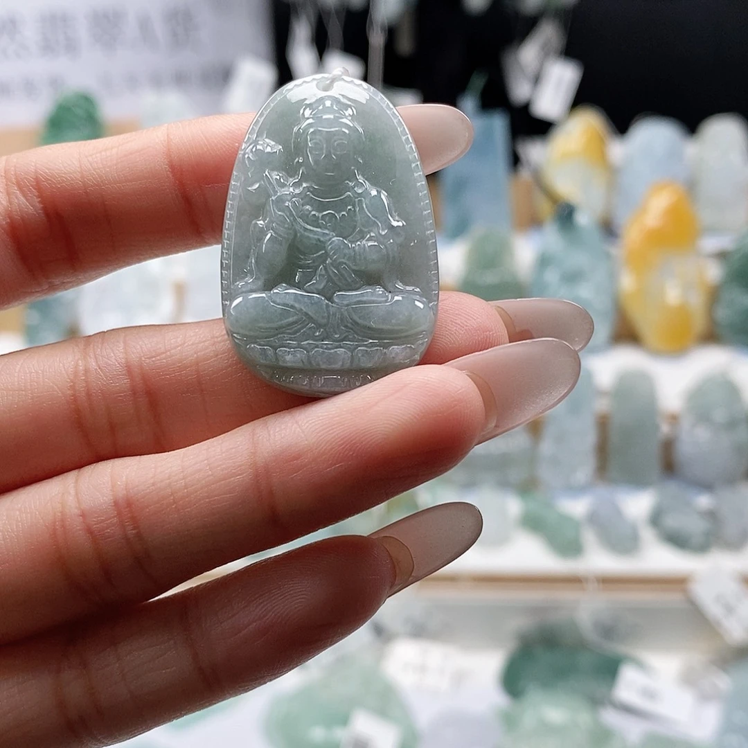 翡翠未镶嵌颈饰11
