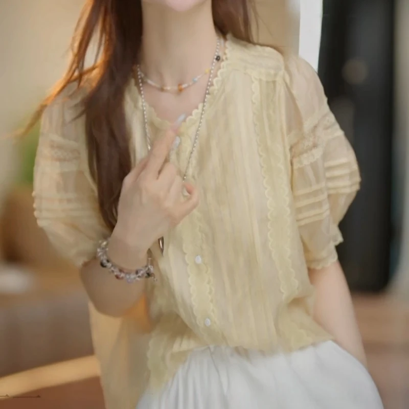 2025夏女装法式蕾丝花边淑女短袖衬衫LK2503672